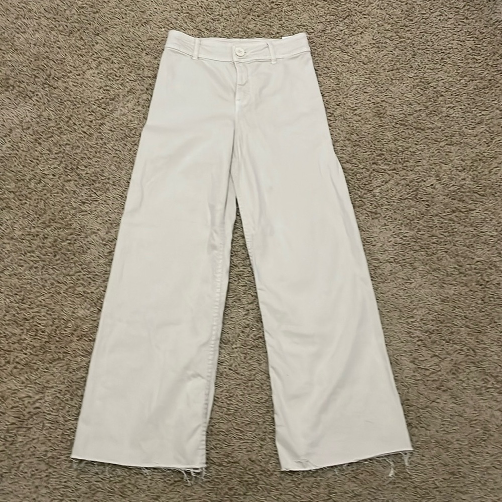 I am selling because these no longer fit me.